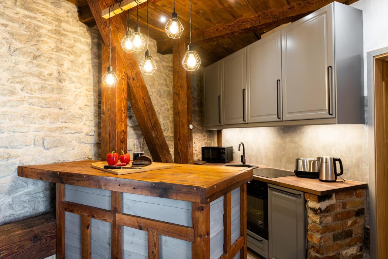 Hilltop Apartments - Old Town Kuninga Tallinn Ngoại thất bức ảnh