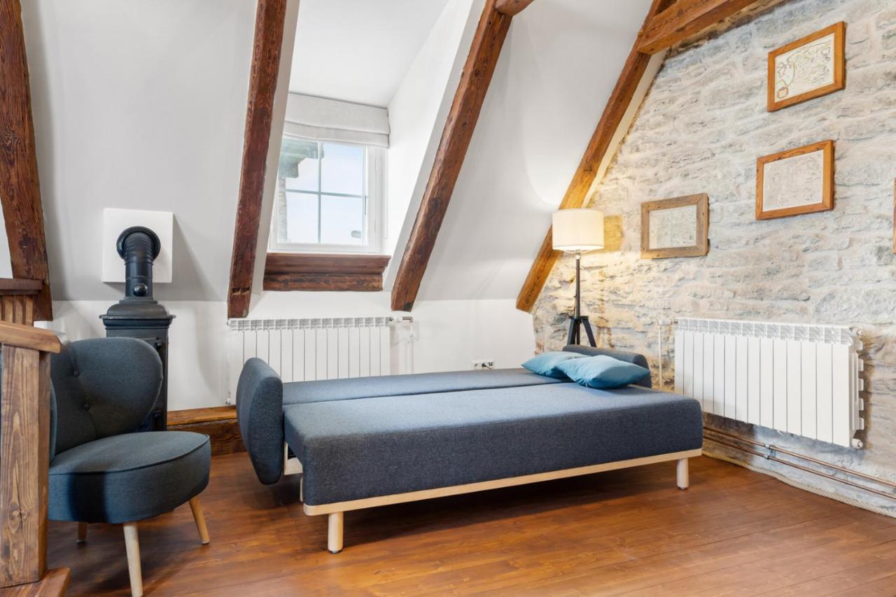 Hilltop Apartments - Old Town Kuninga Tallinn Ngoại thất bức ảnh